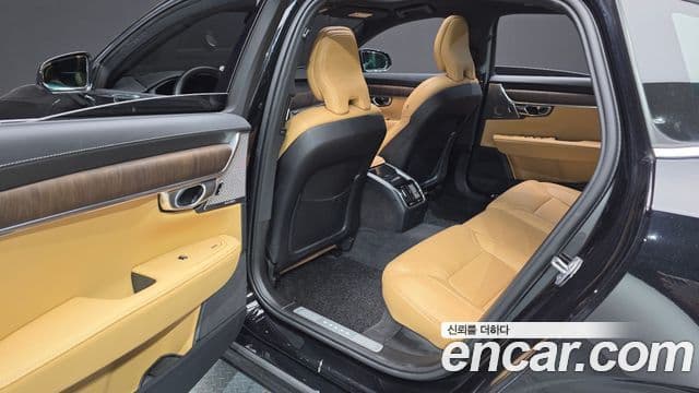 Volvo S90 2023 — фото 12 из 20