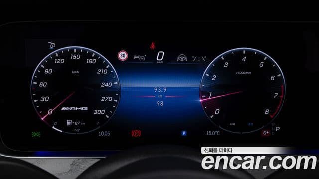 Mercedes-Benz AMG GT 2025 — Şəkil 6/20