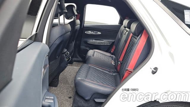 Genesis GV70 2021 — Şəkil 17/20