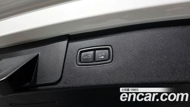 Porsche Cayenne 2022 — Şəkil 20/20