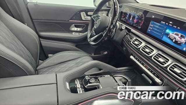 Mercedes-Benz GLS-Class 2025 — ფოტო 14/20