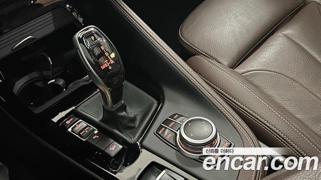 BMW X1 2021 — Şəkil 7/20