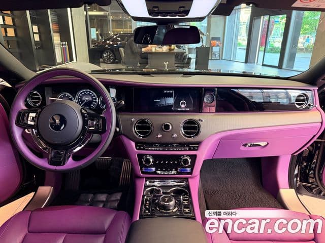 Rolls-Royce Ghost 2023 — ფოტო 6/20