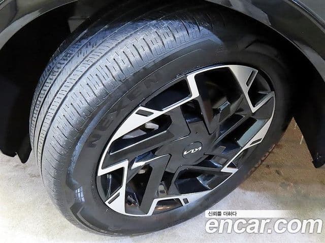 Kia Sportage 2022 — Фото 19/20