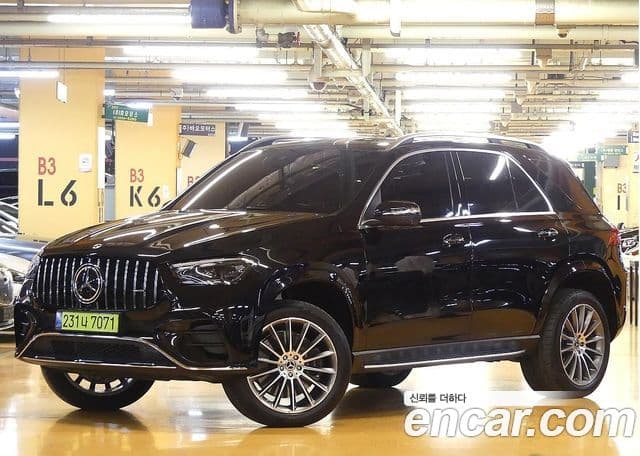 Mercedes-Benz GLE-Class 2025 — Фото 10/20