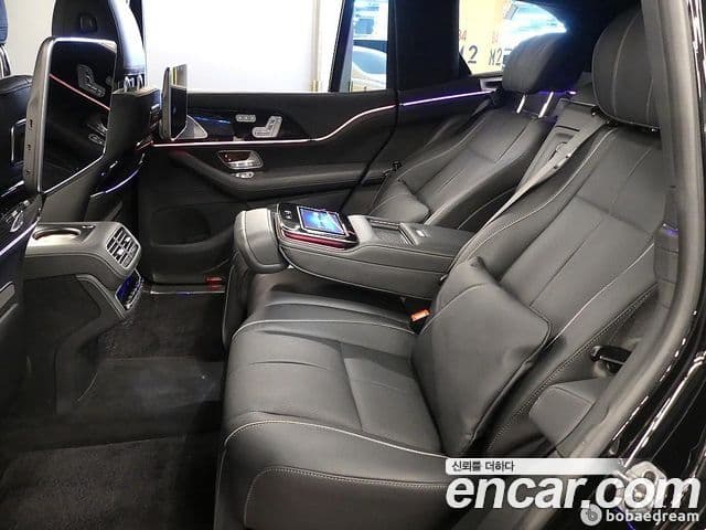Mercedes-Benz GLS-Class 2022 — ფოტო 18/20