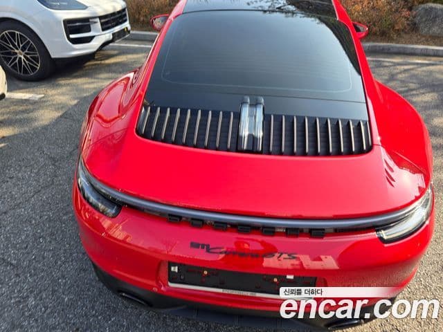 Porsche 911 2024 — Photo 19/20