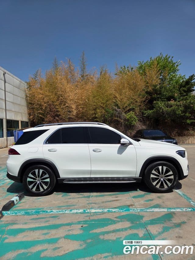 Mercedes-Benz GLE-Class 2026 — ფოტო 6/18