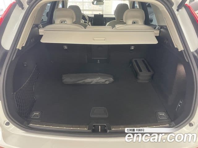 Volvo XC60 2025 — Фото 15/20