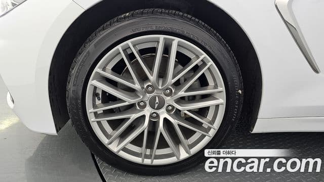 Genesis G70 2019 — ფოტო 5/20