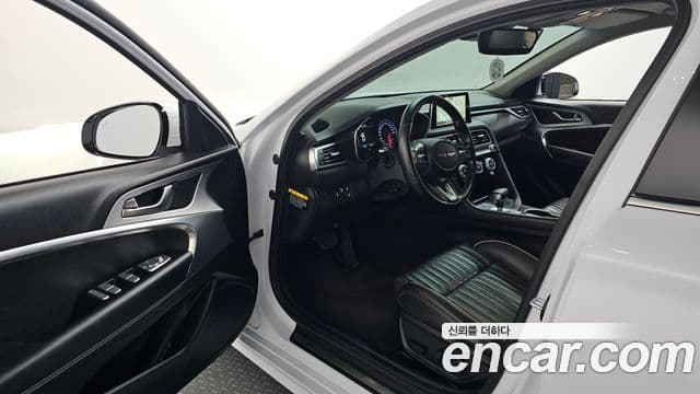 Genesis G70 2019 — ფოტო 10/20