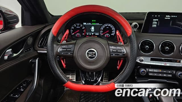 Kia Stinger 2019 — ფოტო 13/20