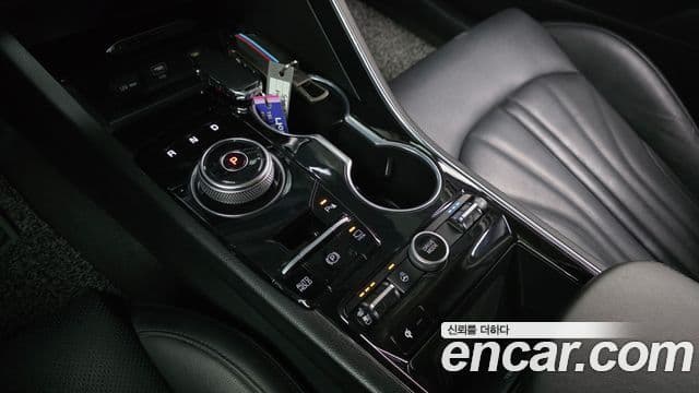 Kia K5 2020 — Şəkil 9/20