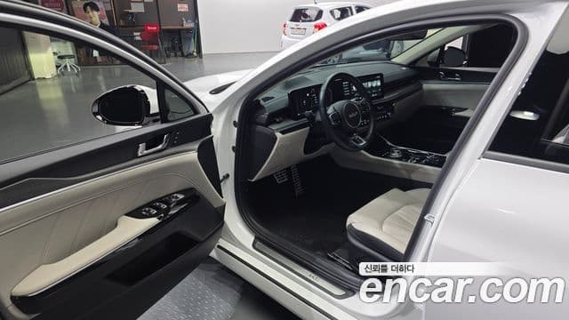 Kia K5 2024 — Photo 20/35