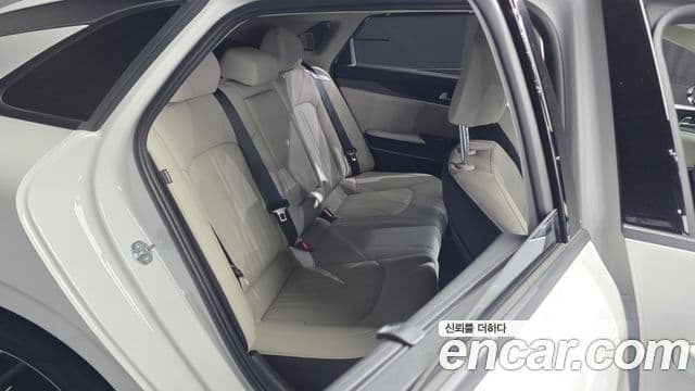 Kia K5 2024 — Photo 18/35