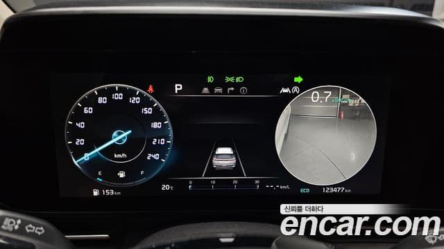 Kia Carnival 2021 — Şəkil 8/20