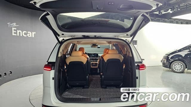 Kia Carnival 2021 — Şəkil 20/20