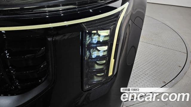 Kia Carnival 2024 — ფოტო 4/36