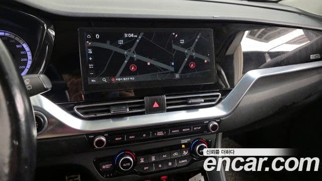 Kia Niro 2019 — Şəkil 14/20