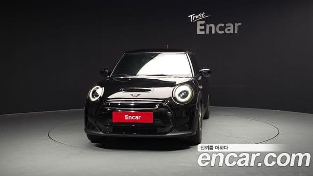 Mini Cooper Electric 2022 — ფოტო 12/20