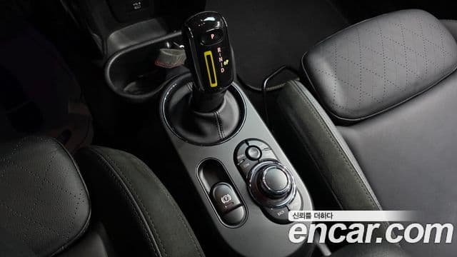 Mini Cooper Electric 2022 — ფოტო 3/20