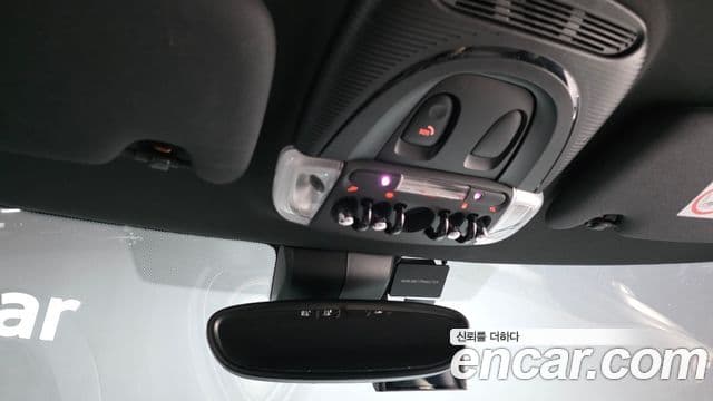 Mini Cooper Electric 2022 — ფოტო 7/20