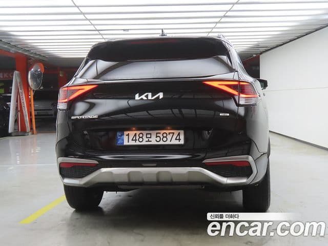 Kia Sportage 2022 — ფოტო 3/20