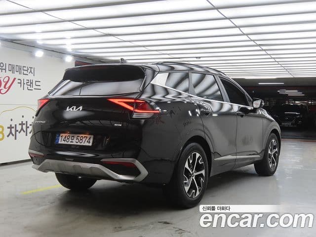 Kia Sportage 2022 — ფოტო 4/20