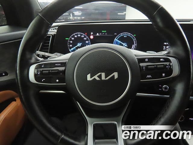Kia Sportage 2022 — ფოტო 8/20