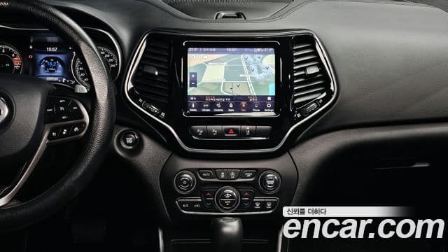 Jeep Cherokee 2020 — Şəkil 14/20