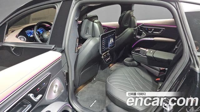 Mercedes-Benz EQS 2022 — ფოტო 15/36