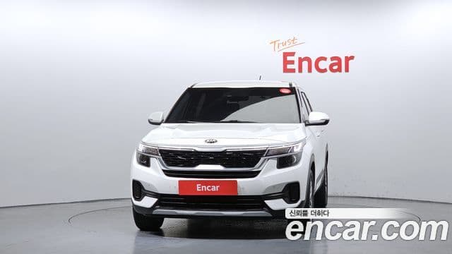 Kia Seltos 2021 — ფოტო 2/19