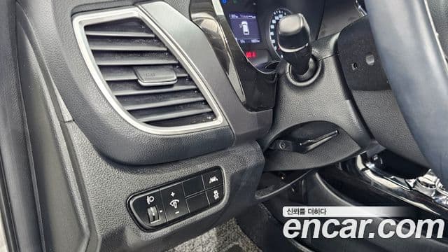 Kia Seltos 2021 — ფოტო 15/19