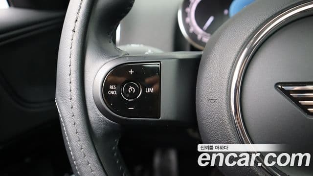 Mini Cooper Countryman 2021 — фото 9 из 20