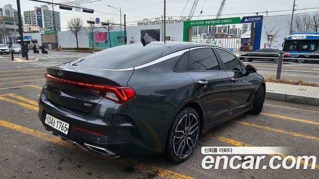 Kia K5 2020 — ფოტო 2/20