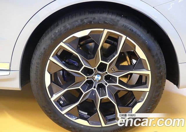 BMW X7 2024 — фото 4 из 20