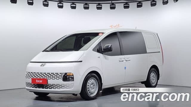 Hyundai Staria 2021 — Şəkil 1/20