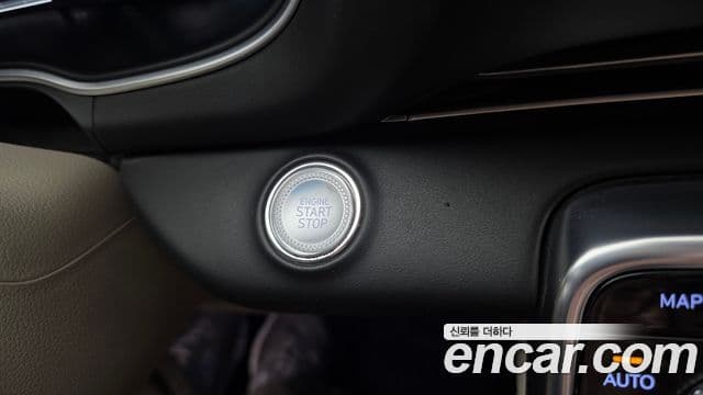 Genesis GV80 2021 — ფოტო 19/20