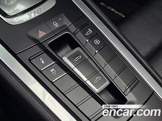 Porsche 718 Boxster 2018 — Şəkil 10/19