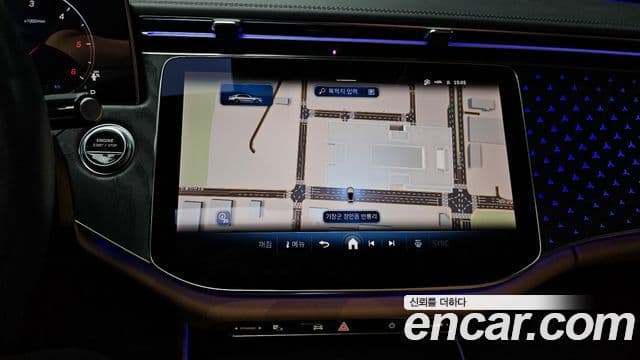 Mercedes-Benz E-Class 2024 — Фото 16/20