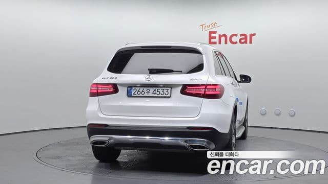 Mercedes-Benz GLC-Class 2019 — Фото 4/20