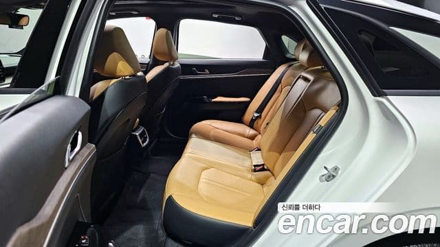 Kia K5 2021 — фото 11 из 20