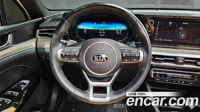 Kia K5 2021 — Şəkil 15/20