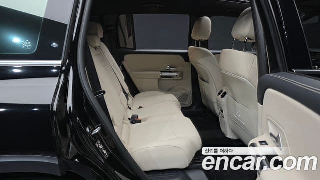Mercedes-Benz GLB-Class 2024 — ფოტო 11/20