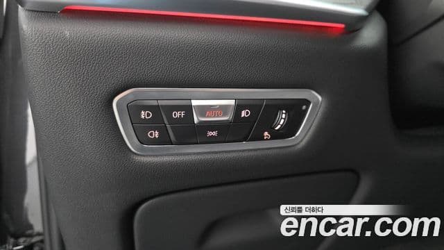 BMW X7 2022 — Photo 3/34
