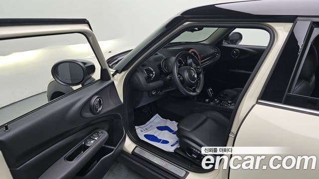 Mini Cooper S Clubman 2021 — Фото 10/20