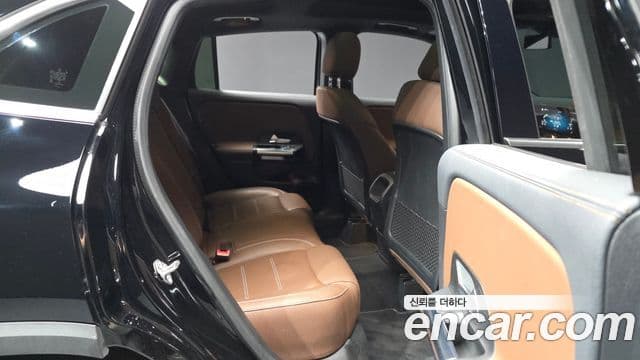 Mercedes-Benz GLA-Class 2020 — Фото 11/20