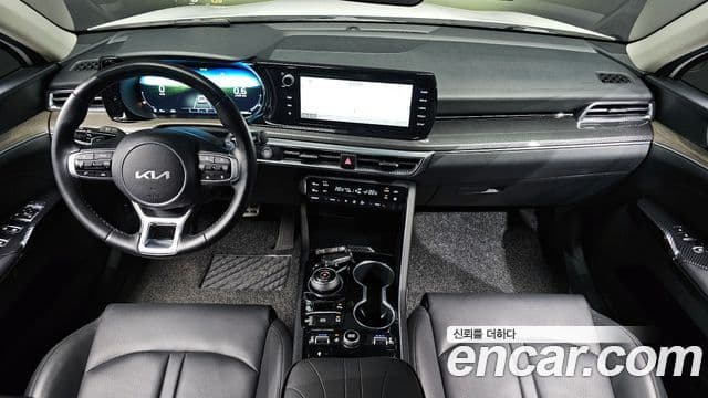Kia K5 2022 — ფოტო 7/20