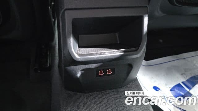 BMW 1 Series 2021 — Photo 29/30