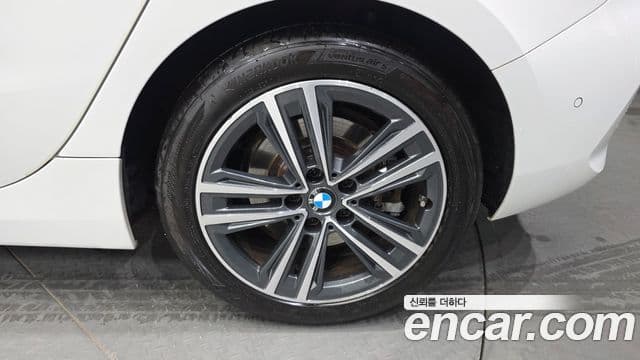 BMW 1 Series 2021 — Photo 15/30